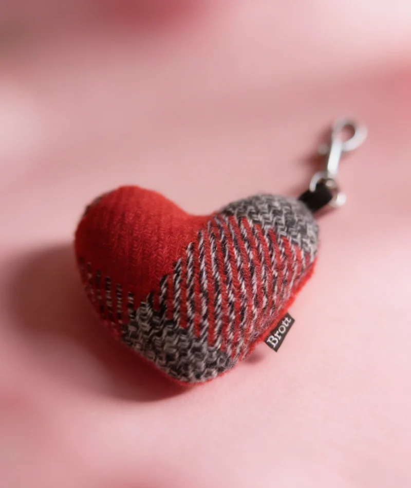 BROTT ST. VALENTINE CHARM