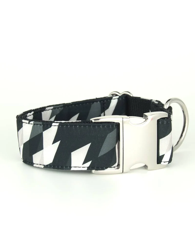BLACK & WHITE PRINT